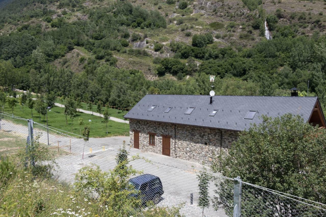 Отель Camping Riu Gelat Эспот Экстерьер фото